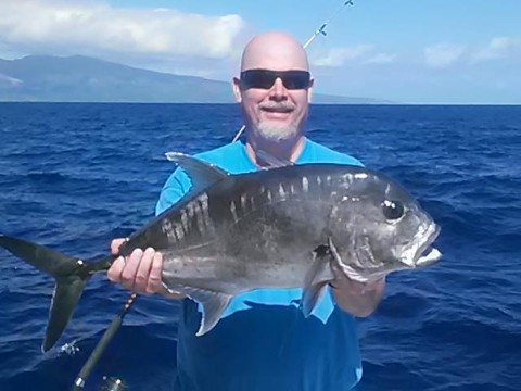 Ulua on lighter tackle with live bait
